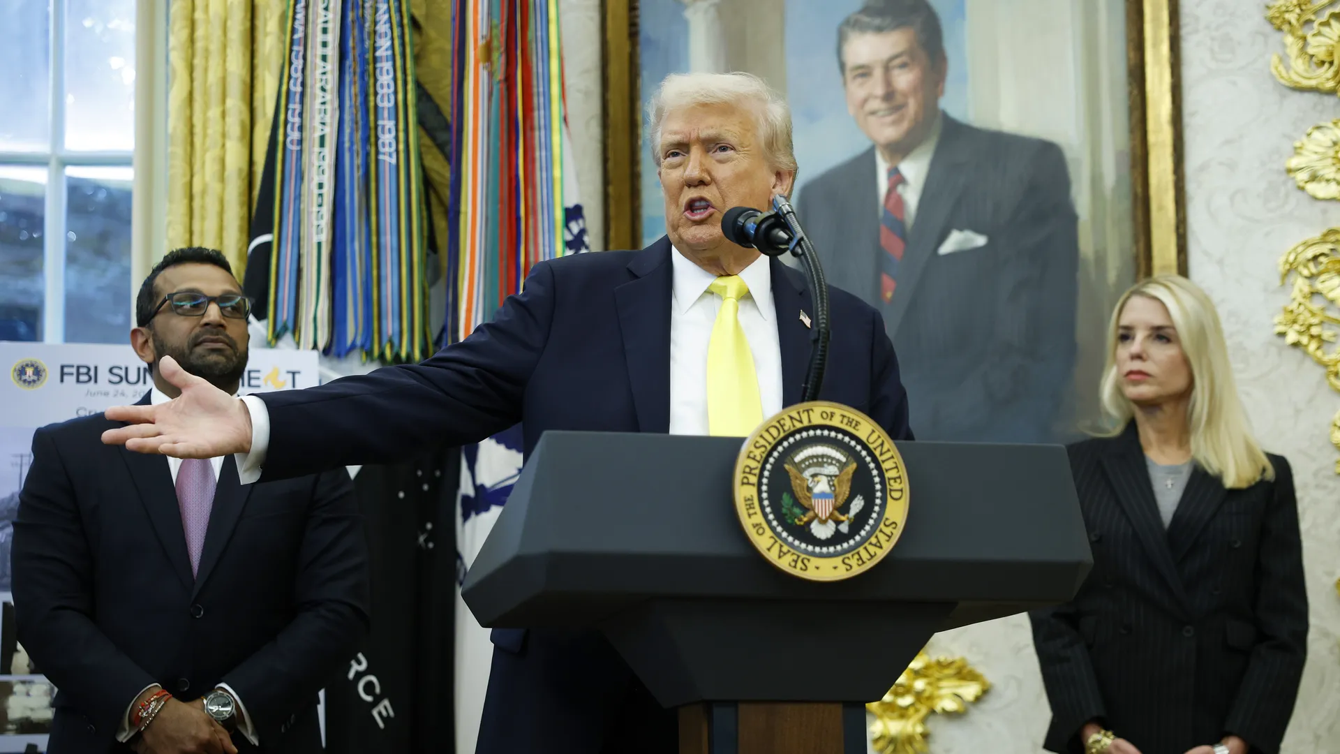 En rueda de prensa el presidente Donald Trump confirmó la autorización de operaciones encubiertas de la CIA dentro del territorio venezolano